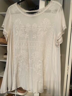 Torrid’s Embroidered Short-Sleeve Women's Top in Ivory